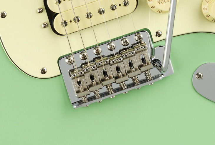 Fender American Performer Strat Vibrato
