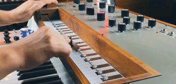 Therevox und Mellotron treffen auf klassische Musik