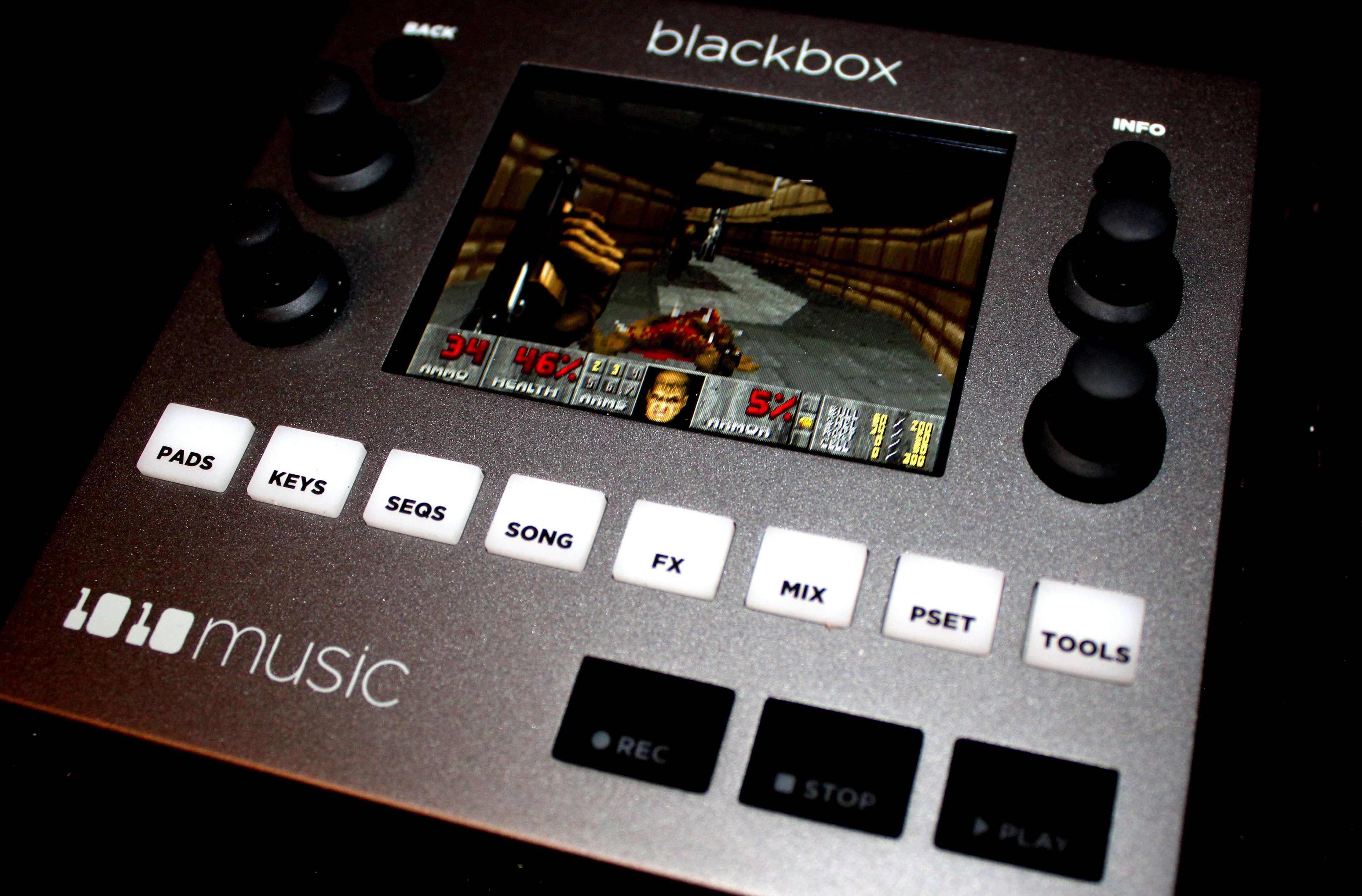 Blackbox - Compact Sampling Studio - 1010music LLC