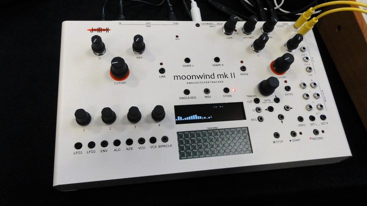 jomox moonwind MKII analog filter