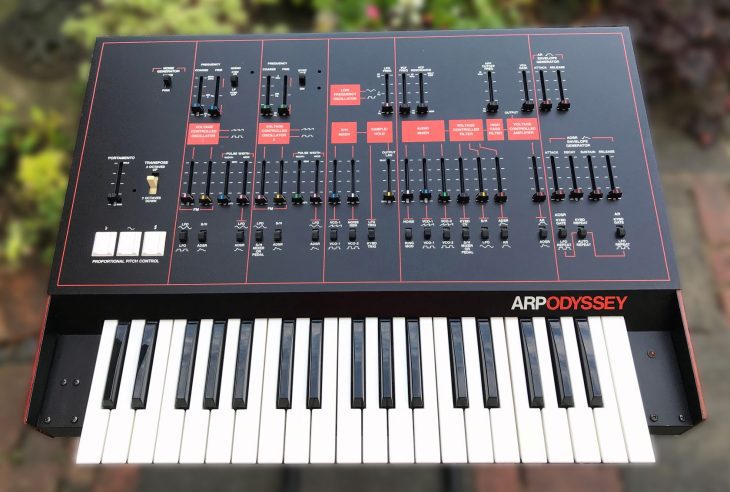 Behringer MS-5 Synthesizer Arp Odyssey