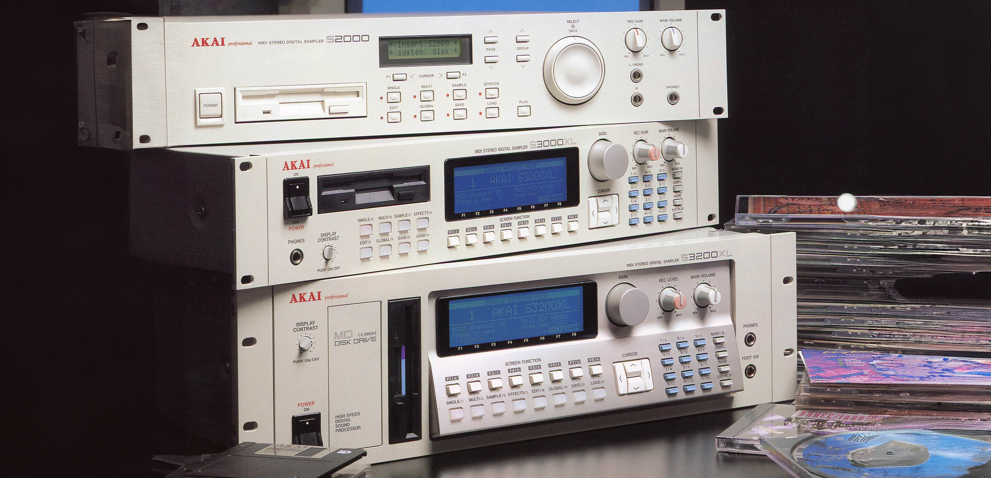 展示特価音スタジオ閉店出品-38AKAI SAMPLER S3200XL MIDI STEREO DIGITAL SAMPLER 日本製 音響機材 オーディオ サンプラー