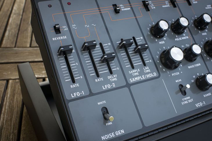 Behringer MS-5 Synthesizer LFO