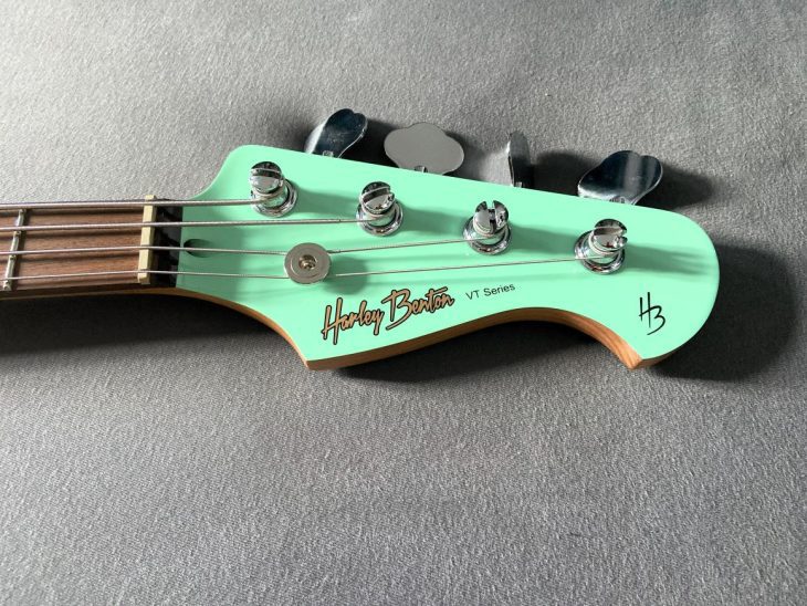 Harley Benton Bass Seafoam Green