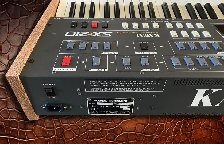 Kawai SX-210 Analogsynthesizer Anschlüsse links