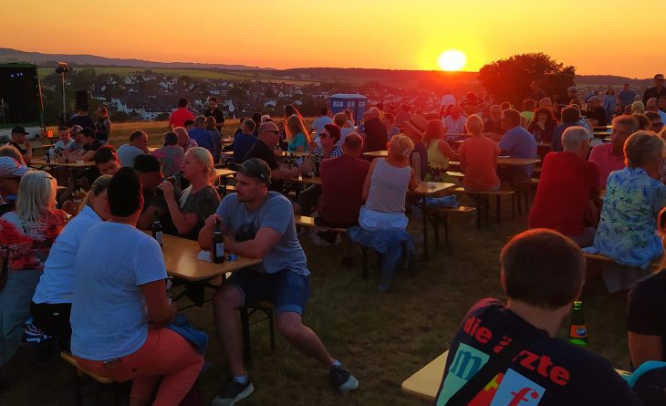 Sonnenuntergang im Taunus