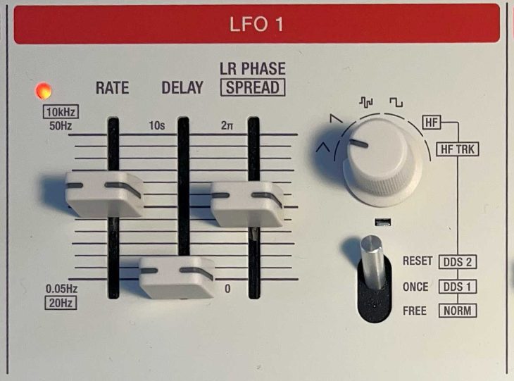 Udo Super 8 Synthesizer LFO